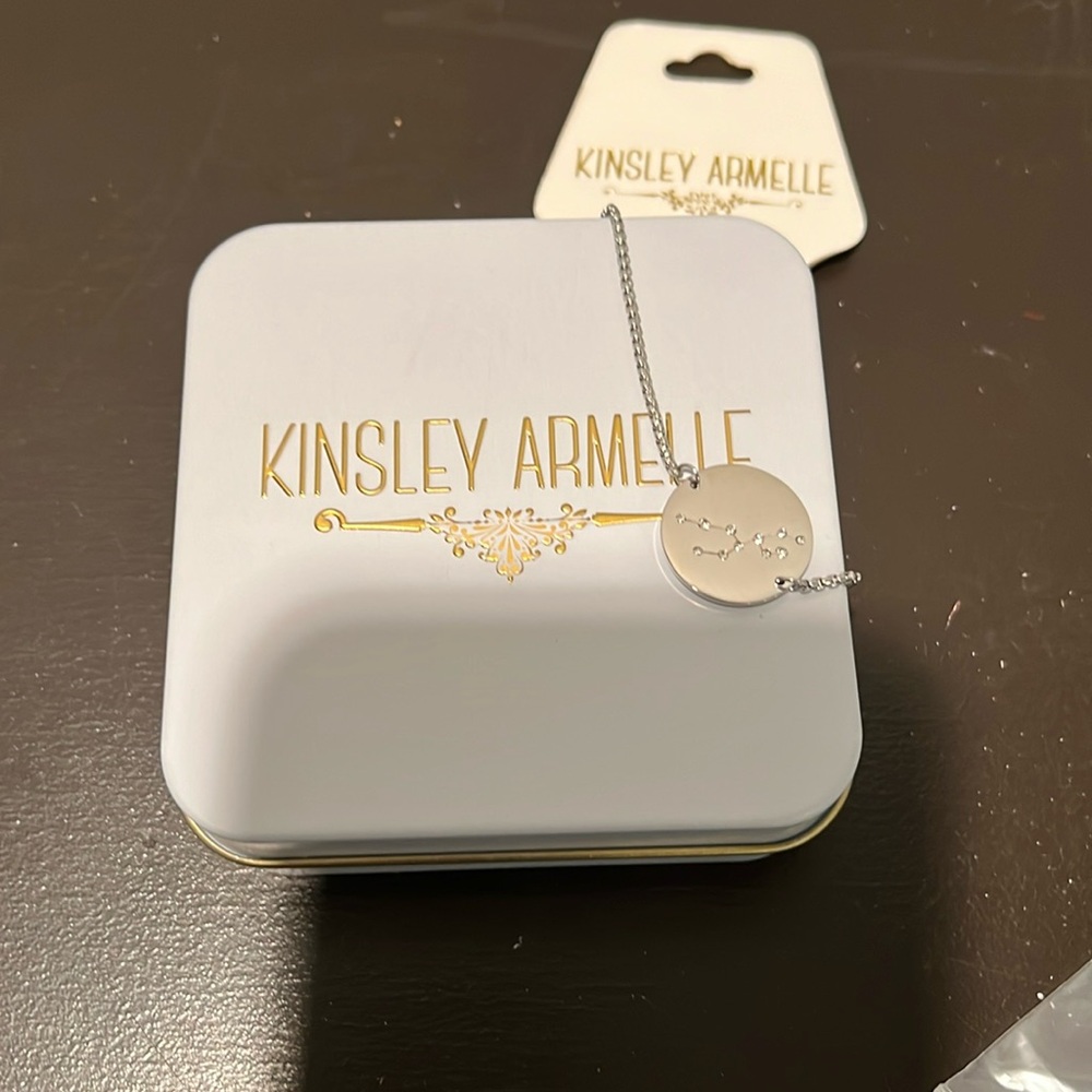 Kinsley armelle constalation bracelet